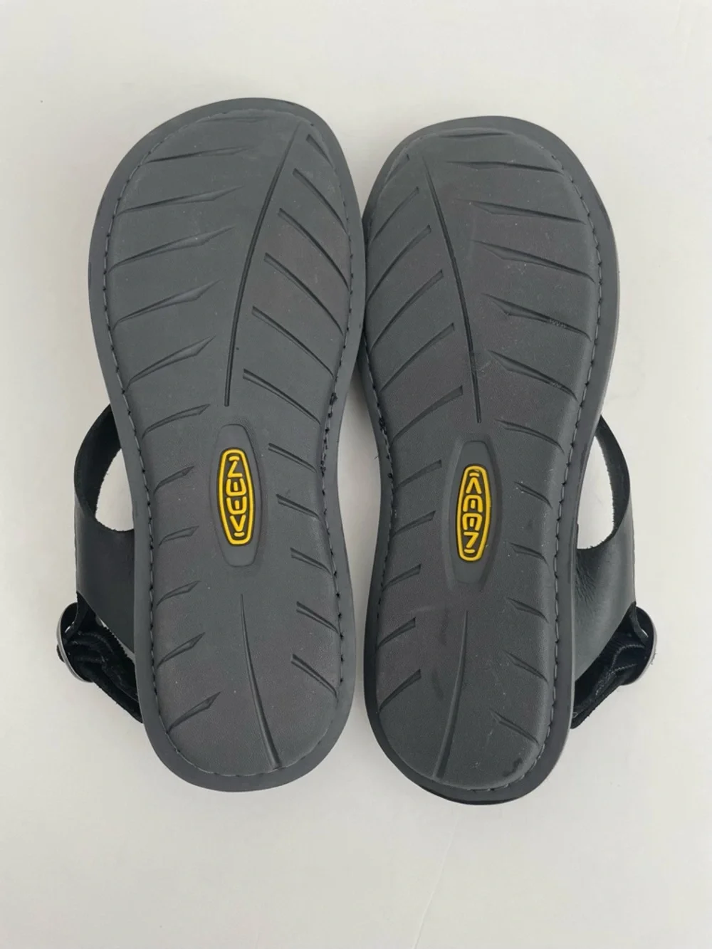 Keen Sofia Leather Sandals Black Size 7.5 Beach Walking Travel - Picture 7 of 12